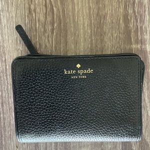 Kate Spade Small bifold snap Wallet